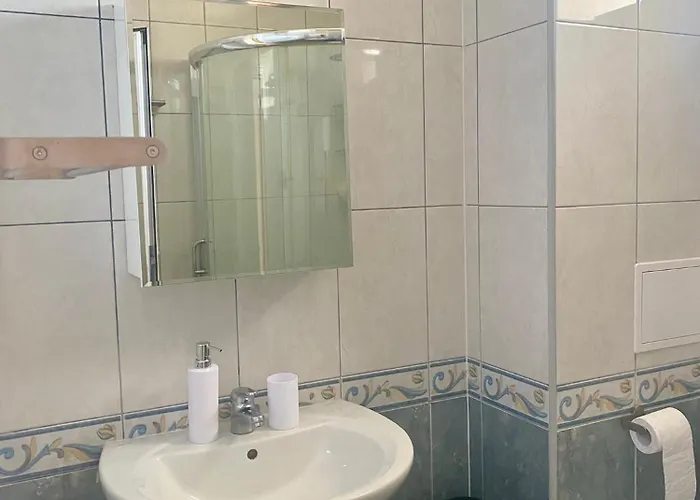 아파트 Gorgeous, 1 Bed Apt, Sea Views. 두니