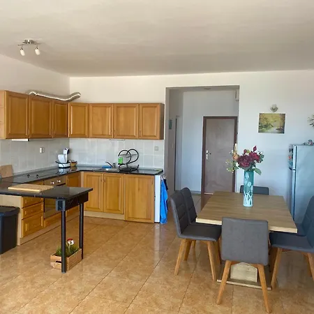 アパート Gorgeous, 1 Bed Apt, Sea Views. *